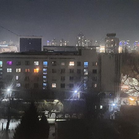 Apartment Shevchenko Panfilova Almaty Eksteriør billede
