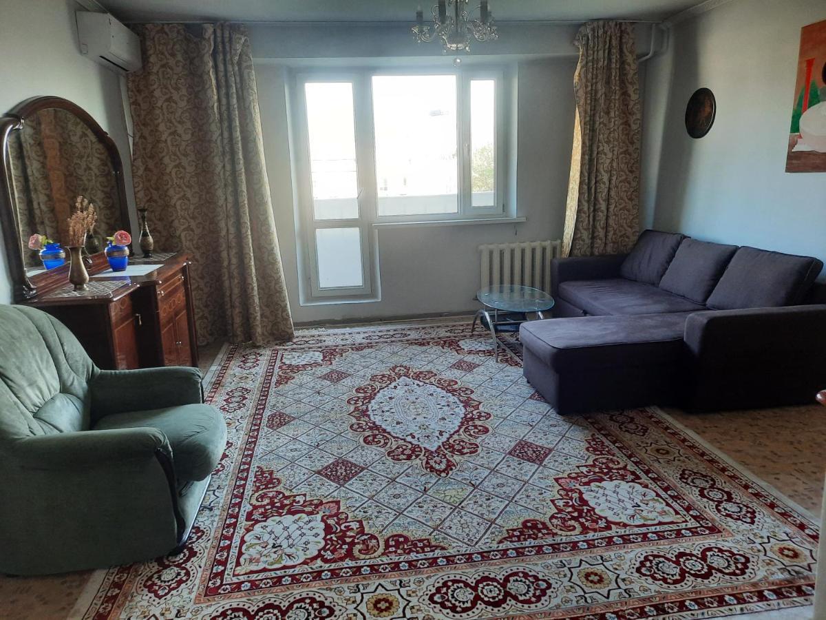 Apartment Shevchenko Panfilova Almaty Eksteriør billede
