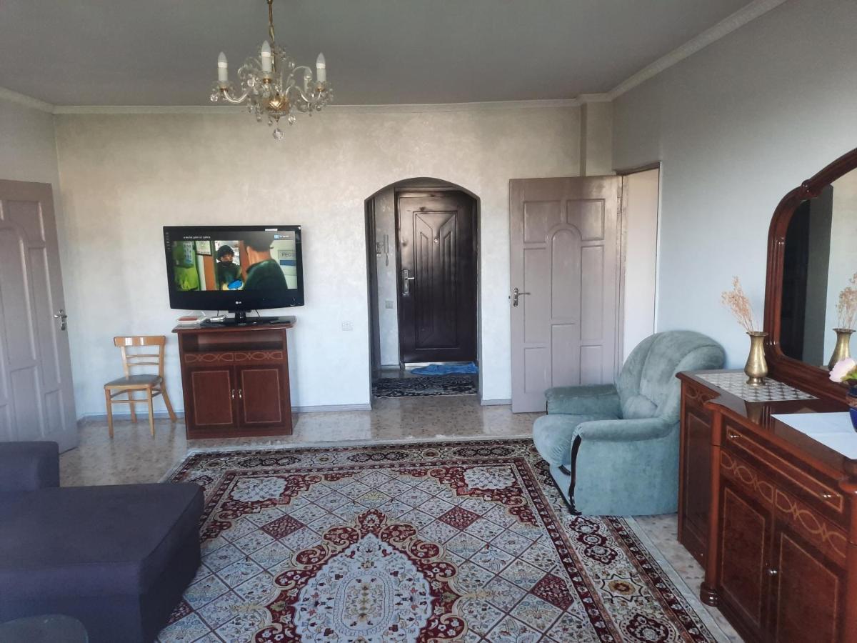 Apartment Shevchenko Panfilova Almaty Eksteriør billede